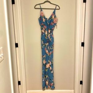 Charlotte Russe sleeveless pantsuit NWT